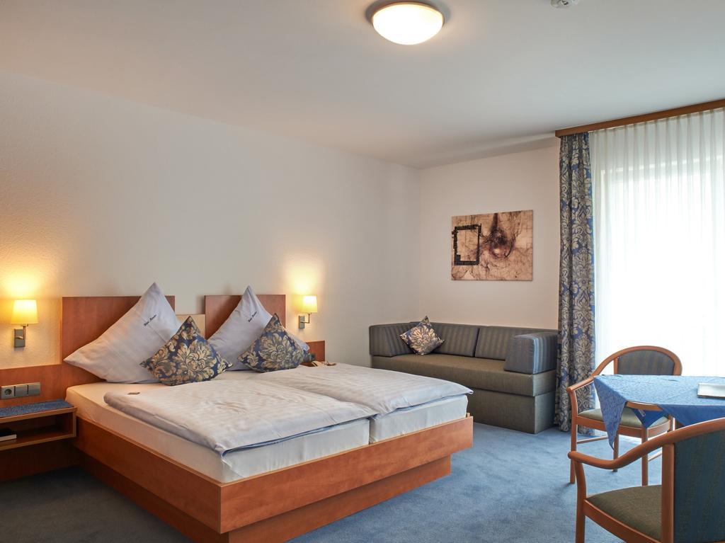 Hotel Muenster Emmelshausen Room photo